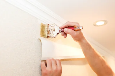 Pose de papier peint aux Groseillers — revêtements muraux et toiles de verre